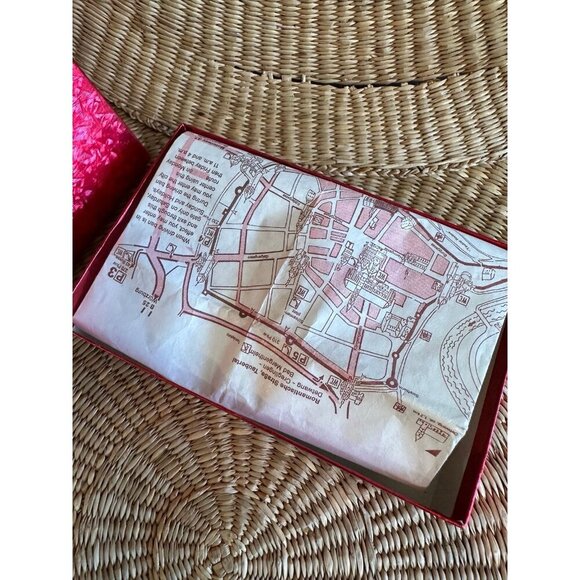 Rothenburg ob der Tauber Santa Star Ornament – With Box & Wrapping - Picture 8 of 8